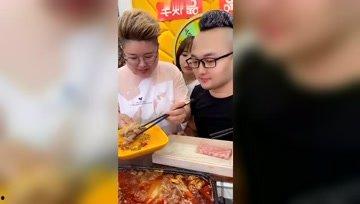 娱乐吃瓜酱的画面